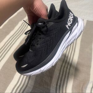 HOKA Clifton 8/ worn once
